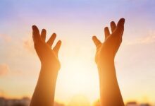 دعا چگونه زندگی انسان را تغییر می‌دهد؟
