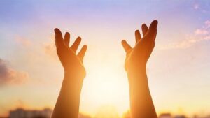 دعا چگونه زندگی انسان را تغییر میدهد؟